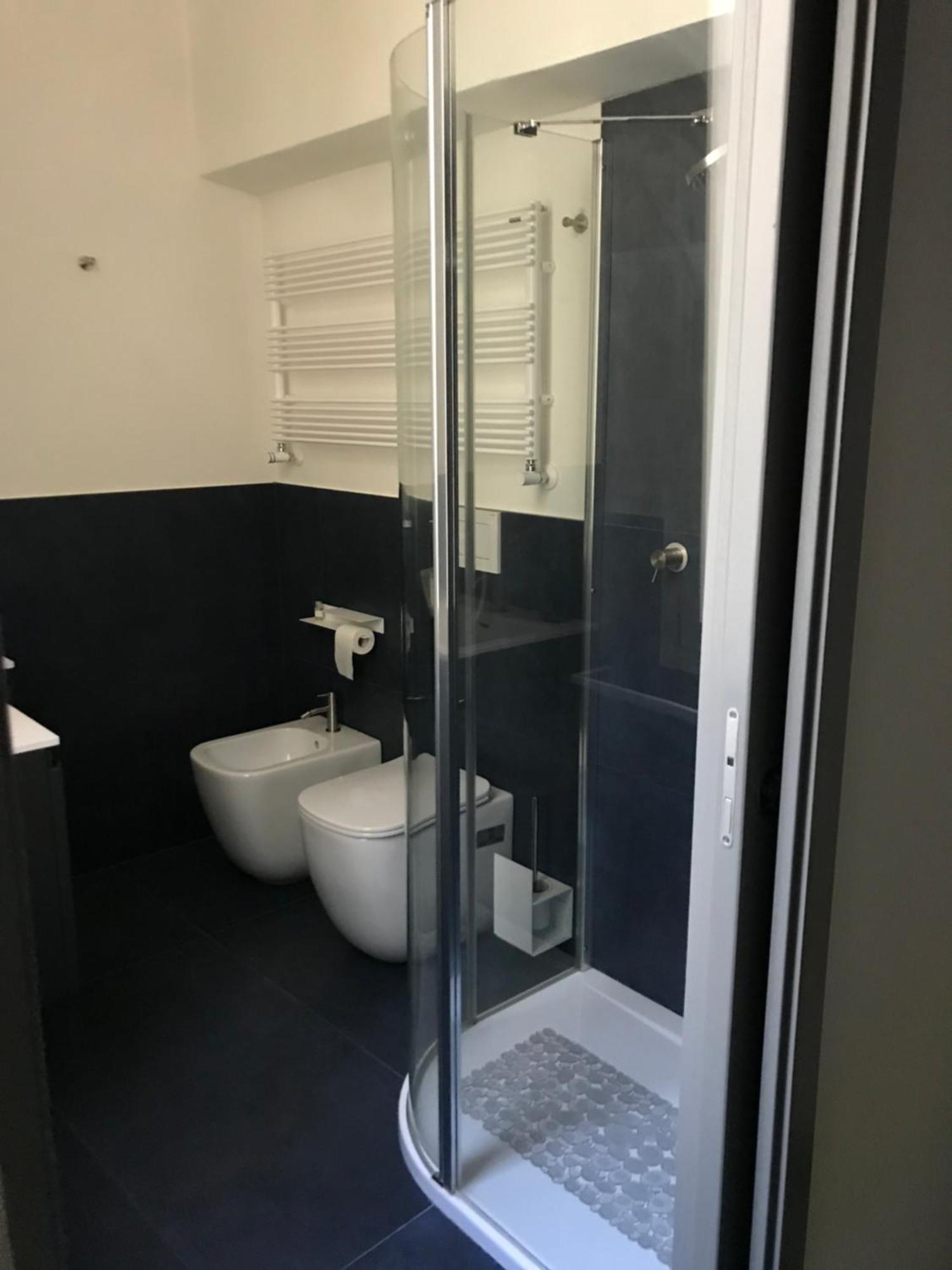 Domus Lägenhet Modena Exteriör bild