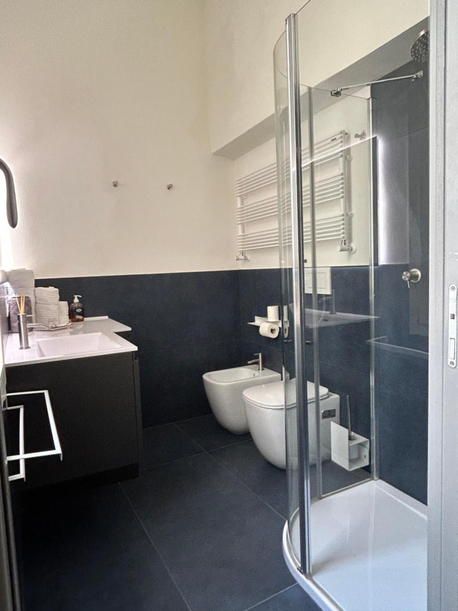 Domus Lägenhet Modena Exteriör bild