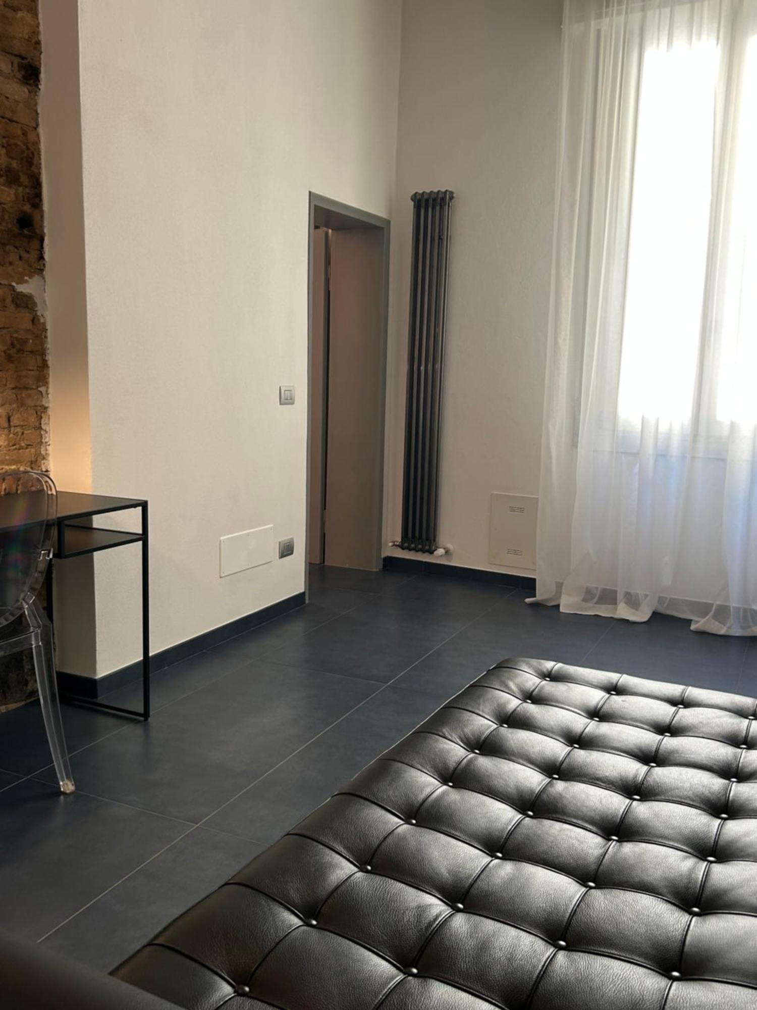 Domus Lägenhet Modena Exteriör bild