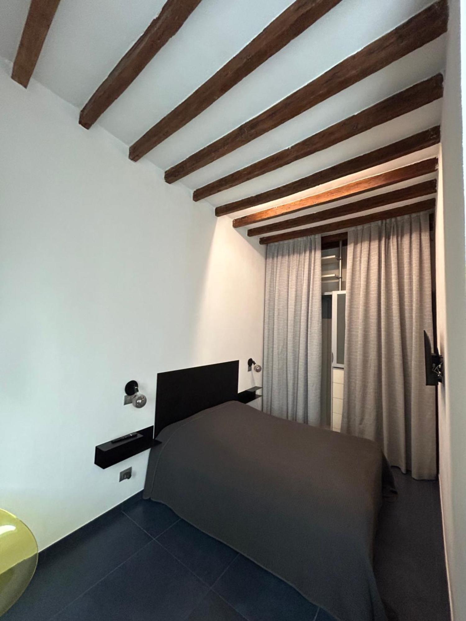 Domus Lägenhet Modena Exteriör bild