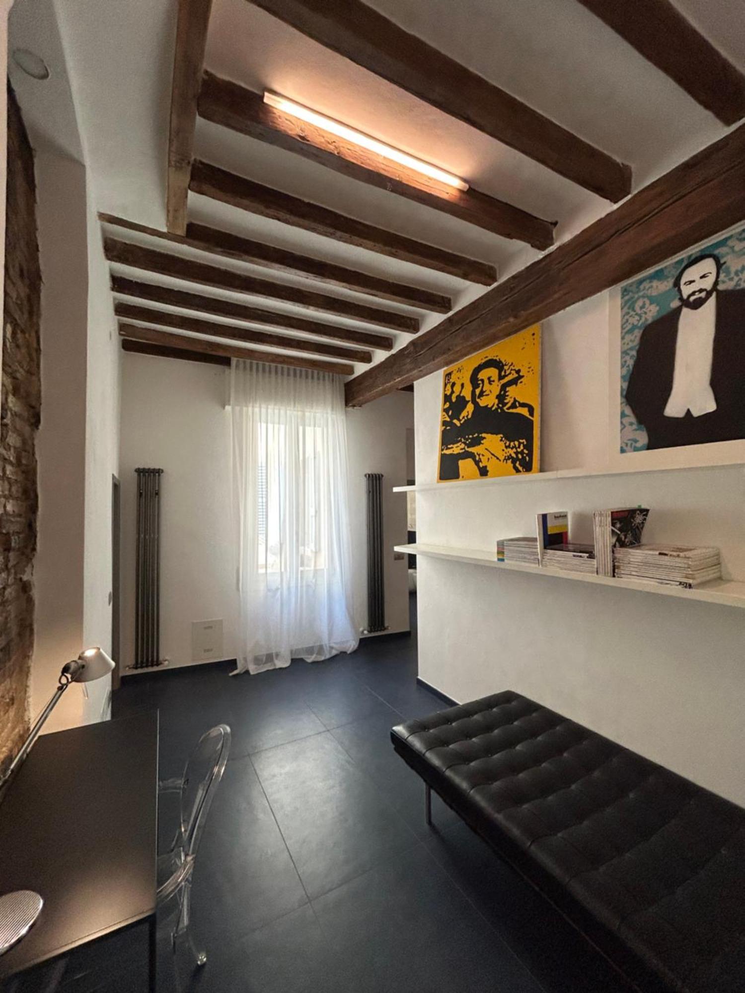 Domus Lägenhet Modena Exteriör bild